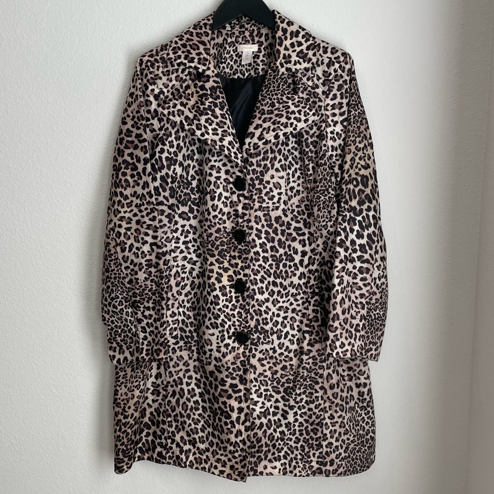 Chico’s leopard print lightweight rain jacket